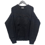 (UNISEX) ケーブルハートラウンドニット