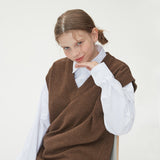 LAMBSWOOL V NECK KNIT VEST_BROWN (6610829312118)