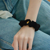 Sabrin Scrunchie