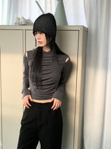Shaz shirring shoulder slit hooded t-shirt