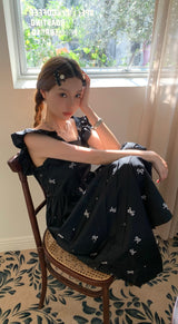 ブラックショルダーシャーリングロングドレス