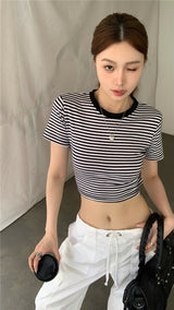 ストライプバックレスショートスリーブトップ