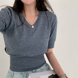 Short Sleeve V-Neck Knit Top