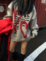 [UNISEX] ハートレターリングオーバーサイズフィットスウェットシャツ