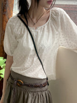 リクルビンテージフラワーパンチングパフ半袖ブラウス / Rikle Vintage Flower Punching Puff Short-Sleeved Blouse