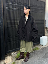 Eye-catching bomber jacket 