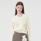 ウィティーバニーVネックスウェットシャツ／WITTY BUNNY V-NECK SWEATSHIRT [CREAM]