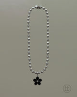 ブラックフラワーネックレス/black flower nacklace