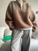 フリースプルオーバー