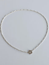 Flower toggle necklace / silver 