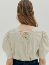 レースアップパフトップ / Lace up puff top - White