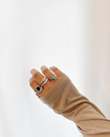 [Baby monster Ruka/Bad villain Ina] Black dot ring