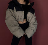 シャーリングシャーリングオフショルダークロップドTシャツ