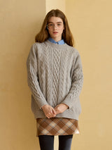 ROUND CABLE SWEATER