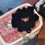 Sabrin Scrunchie