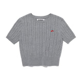 スモールチェリーケーブルクロップ丈のショットスリーブニット／SMALL CHERRY CABLE CROP SHORT SLEEVE KNIT [MELANGE GRAY]