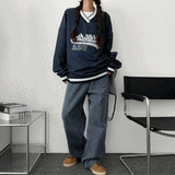 Ascending color V sweatshirt