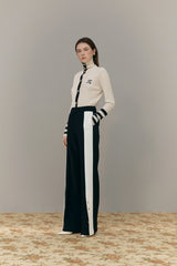 Button slit pants