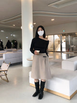 エイシェントバックルミディアムスカート