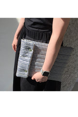 digital pouch (6599853473910)