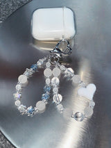 ボールドホワイトハートビーズキーリング/Bold White Heart Beads Key-ring