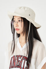 Safari snap button string bucket hat