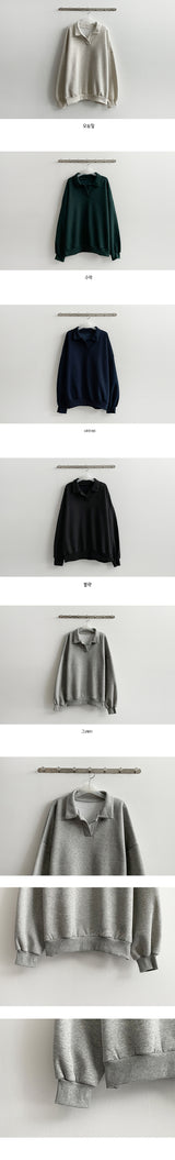 Napping turtleneck collar sweatshirt